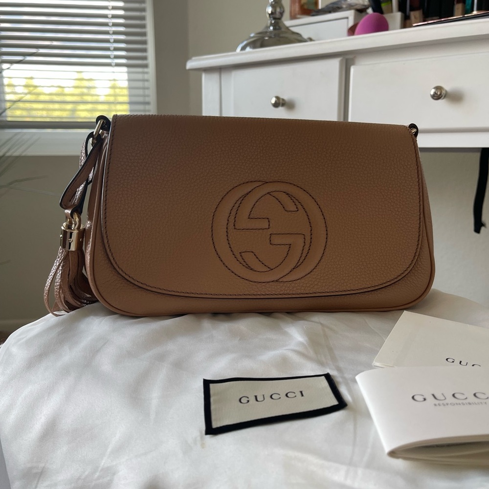 Authentic GUCCI crossbody